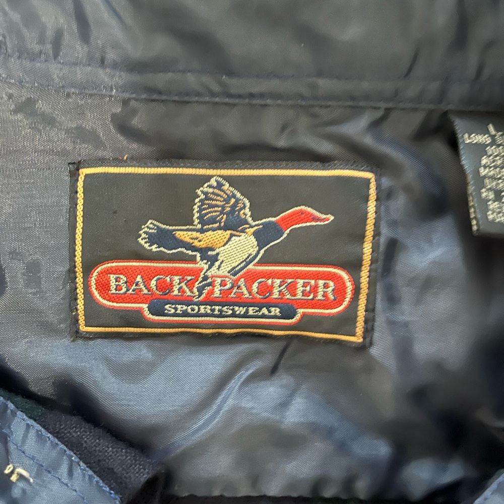 Large BackPacker button down - Picture 2 of 2